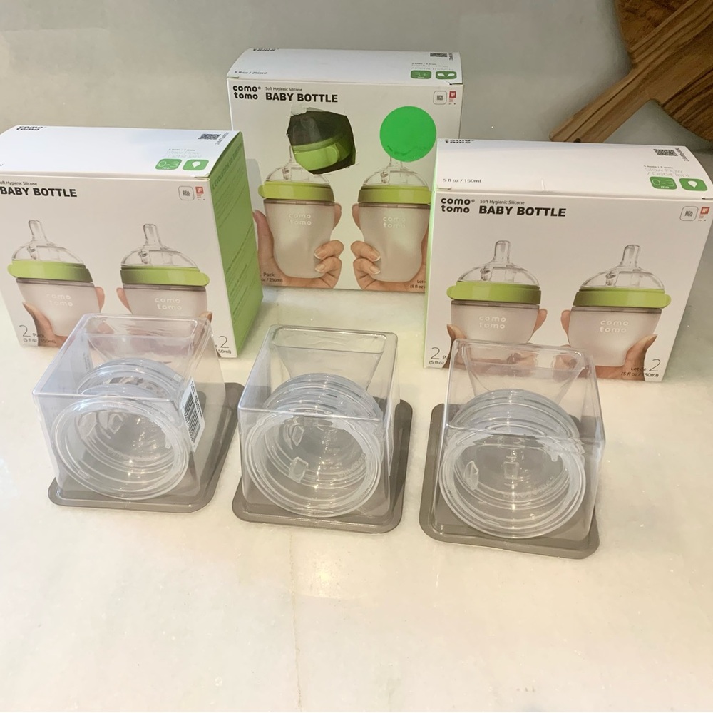 Comotomo Baby Bottles Bundle- 5oz 8oz, Med Flow Slow Flow, 6 Bottles 12 Nipples